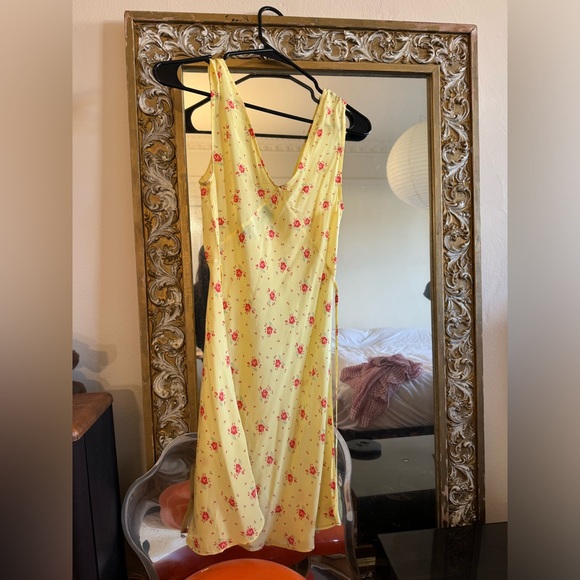 Realisation Par | The Isabelleli | Silk Yellow Dress | Size XS - Picture 3 of 5